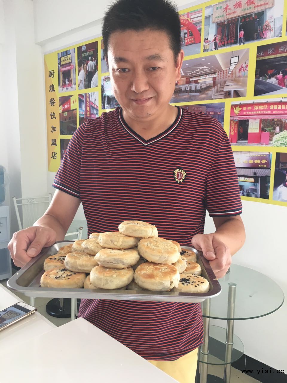 廣州學(xué)板栗餅培訓(xùn)哪里好 學(xué)板栗餅?zāi)睦镉袑W(xué)校（圖）_1