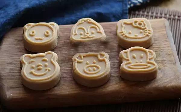 哪里可以學(xué)栗子糕，長沙糖炒板栗培訓(xùn)（圖）_4