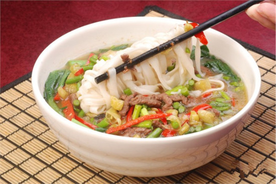 廣州適合市場熱門牛肉粉培訓(xùn) 津市牛肉粉技術(shù)升級（圖）_1