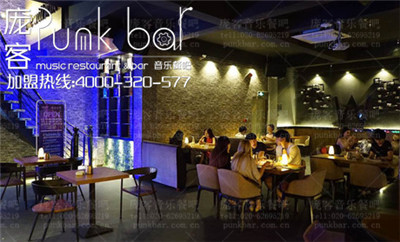 主題音樂餐廳加盟費(fèi)提供專業(yè)的餐飲服務(wù)（圖）_1