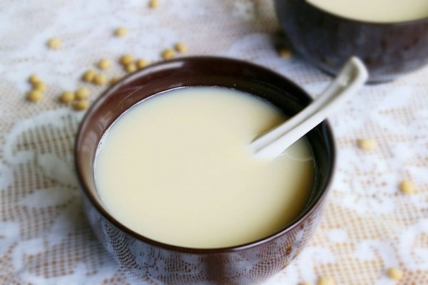 廣州哪兒有專業(yè)培訓(xùn)豆?jié){油條技術(shù)、豆?jié){油條學(xué)習(xí)包教包會（圖）_1