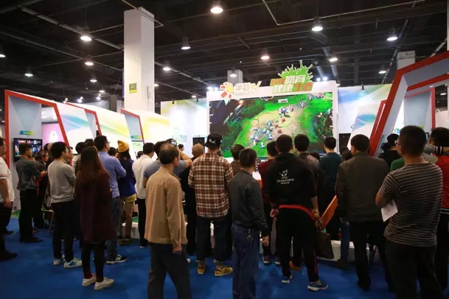 杰拉網(wǎng)咖攜手華數(shù)TV在2016體博會上火了一把_1