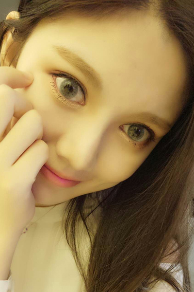 你到底適合直發(fā)還是卷發(fā)？歐菲兒美瞳來告訴你！（圖）_8