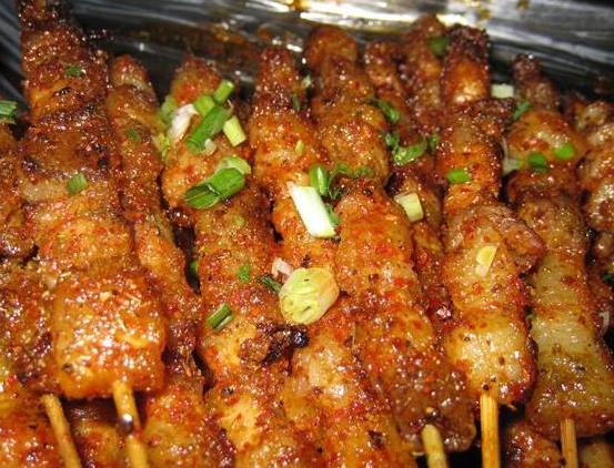 燒烤培訓(xùn)時(shí)間要多久？正規(guī)的燒烤培訓(xùn)收費(fèi)標(biāo)準(zhǔn)（圖）_1