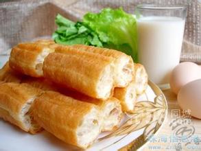 早餐大油條技術(shù)，加盟無礬大油條做法培訓(xùn)香酥大油條配方_1