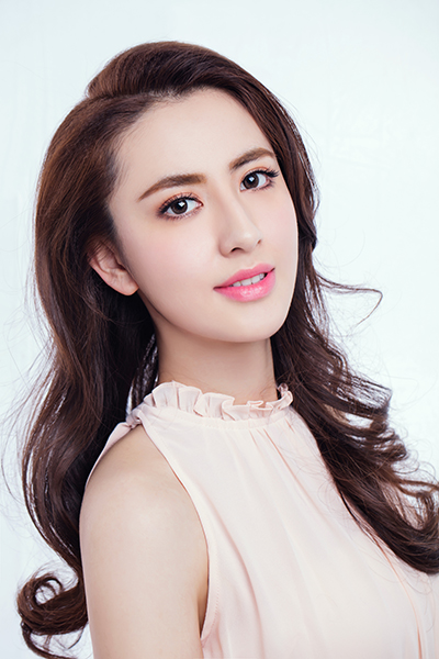 你到底適合直發(fā)還是卷發(fā)？歐菲兒美瞳來告訴你?。ǘ▓D）_3