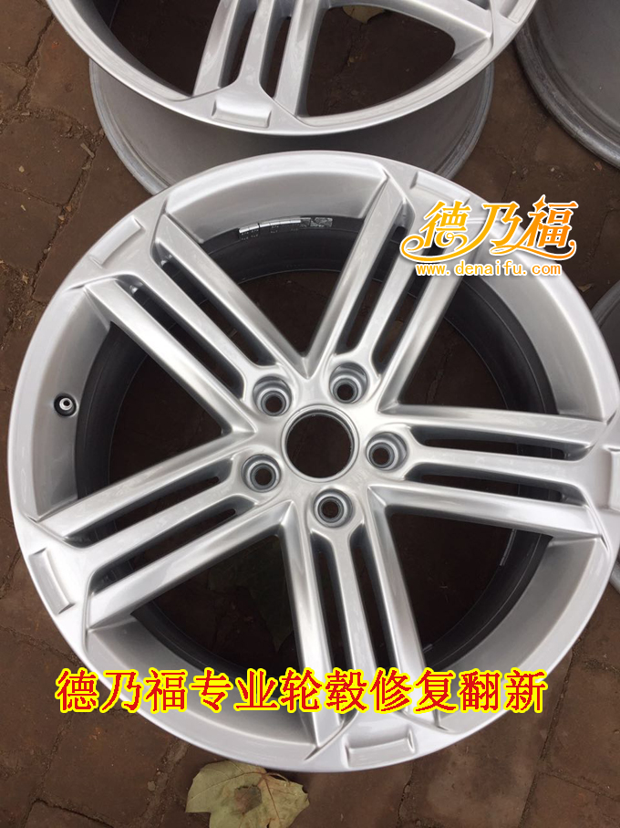 他說德乃福公司是他們一家人最感激的企業(yè)，讓他成功走向了致富的道路_2