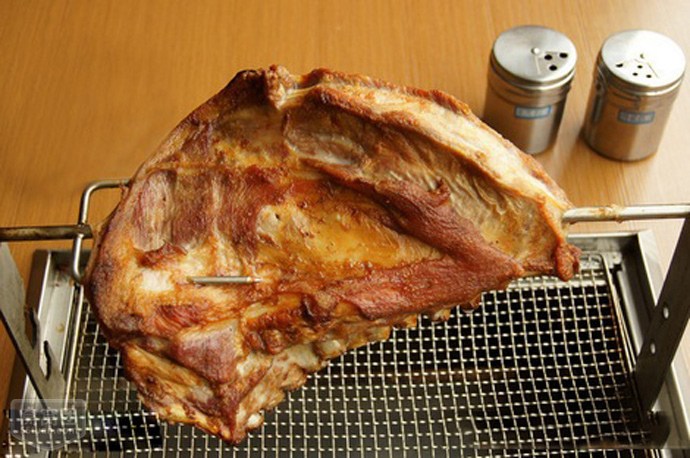 多人選擇的草原烤羊腿培訓(xùn)機構(gòu)，廣州哪里學(xué)做草原烤羊腿（圖）_1