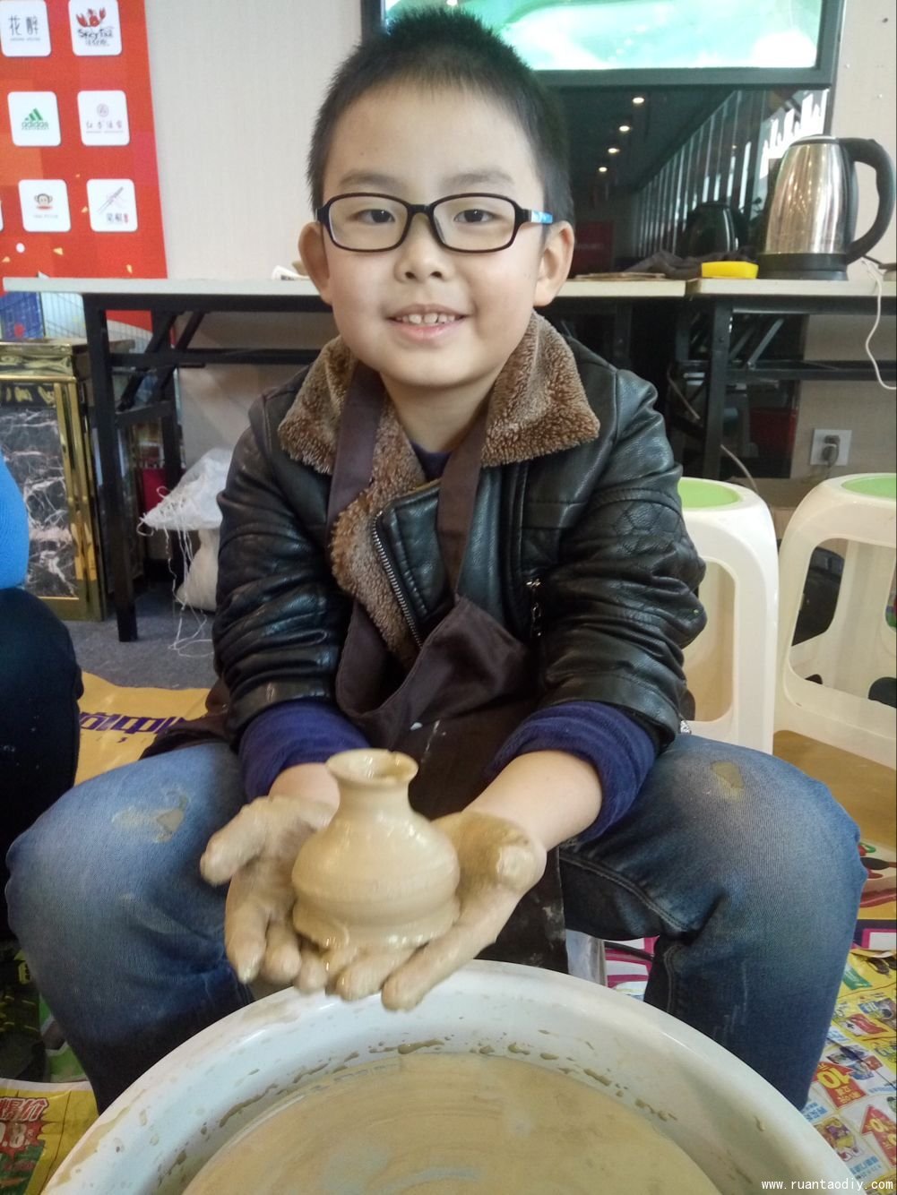 我形我塑創(chuàng)意彩陶DIY渠道學陶藝活動分享（圖）_3