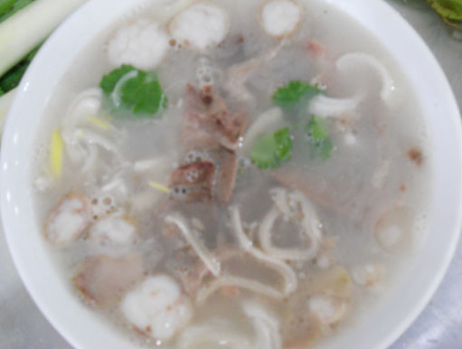 單縣羊湯技術(shù)哪家正宗，培訓(xùn)正宗山東單縣羊湯總部/費用是多少錢_1