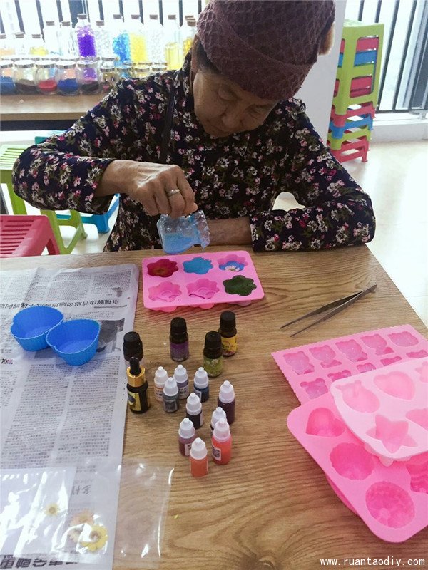 戴店長的陶指藝創(chuàng)意手工店活動報道（圖）_1