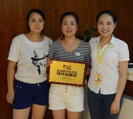 中年大姐的成功逆襲之路“誰說創(chuàng)業(yè)只是年輕人的市”（圖）_1