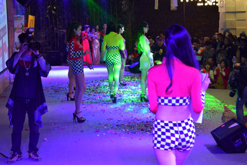 深圳首屆車主節(jié)開幕,洛納丹蒂全國連鎖傾情助陣!（圖）_3