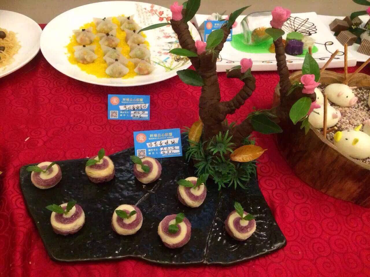 想開一家驢肉火鍋店投資多少？全驢宴學(xué)習(xí)費(fèi)用多少（圖）_1