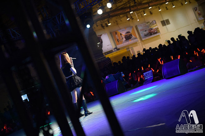 女大學(xué)生玩Cosplay收入超越白領(lǐng)_2