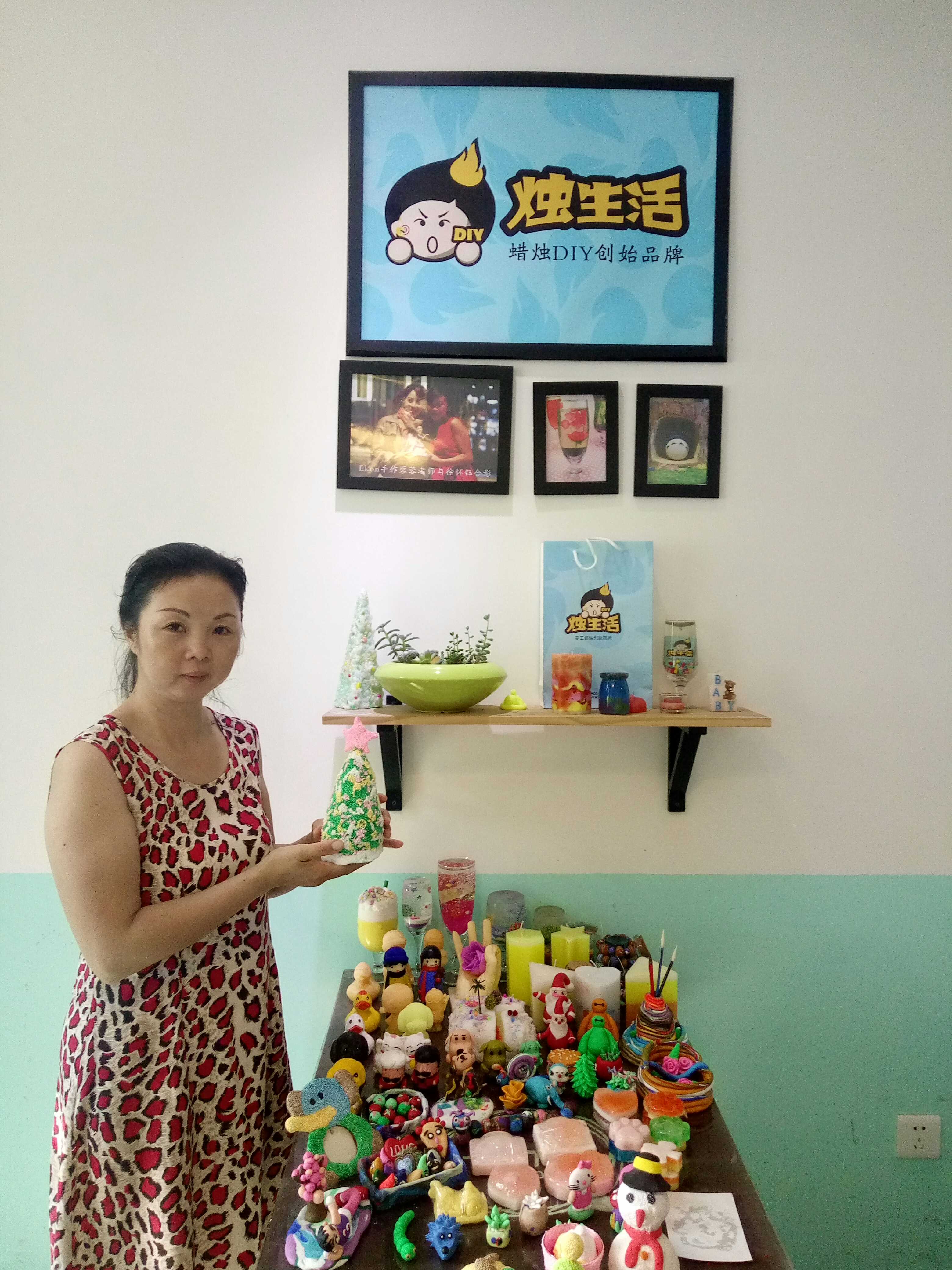 燭生活蠟燭DIY謝梅女士的小店總部培訓(xùn)圓滿結(jié)束（圖）_3