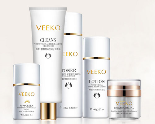 夜間保養(yǎng)，化妝品OEM廠家教你正確護膚（圖）_1