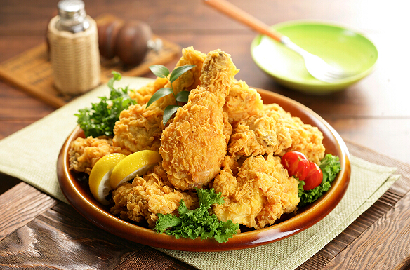 正宗韓式炸雞都選擇了洞炸雞品牌（圖）_1