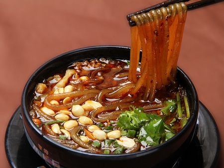 曉富酸辣粉加盟開店籌備方法，。酸辣粉加盟北京總部_1