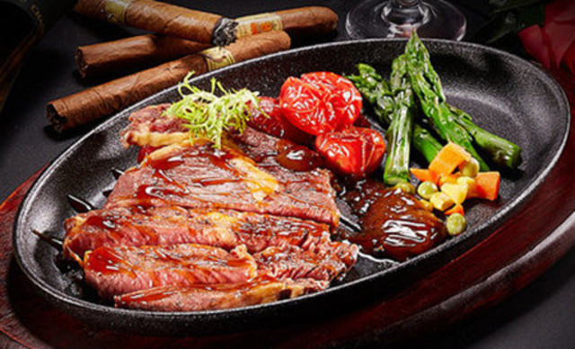 嗷嗷牛小牛排加盟費用多少_1