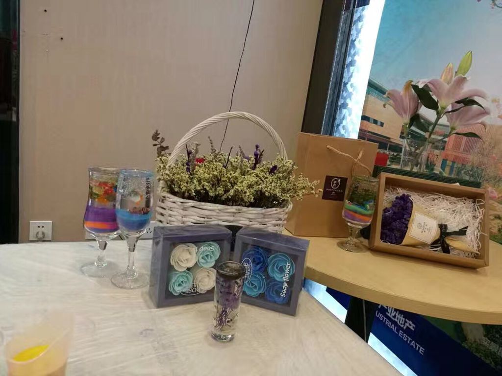 創(chuàng)意果凍蠟燭渠道活動火熱進行中（圖）_1