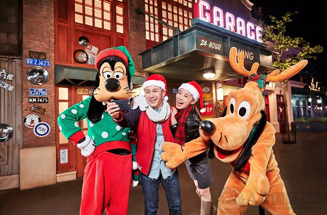 AA國際動漫帶你看上海迪士尼的首個圣誕節(jié)_5