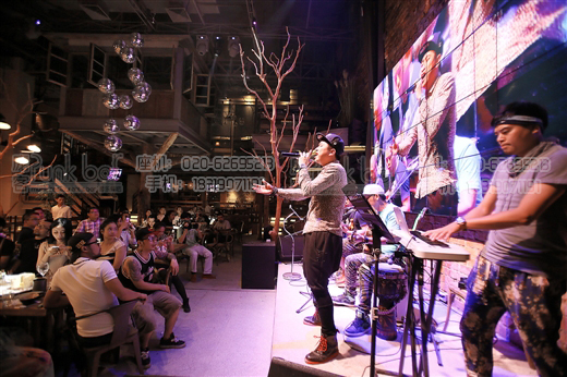 主題特色餐廳加盟能夠吸引的客流條件是什么（圖）_1