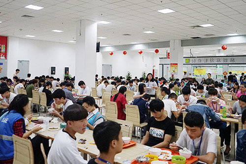 深圳蔬菜配送食堂承包鴻業(yè)餐飲：油麥菜的功效和作用_1