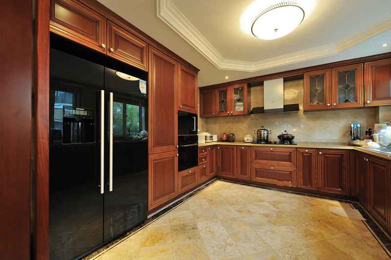 易佰利廚柜：品質(zhì)+宣傳成就高端櫥柜品牌（圖）_1