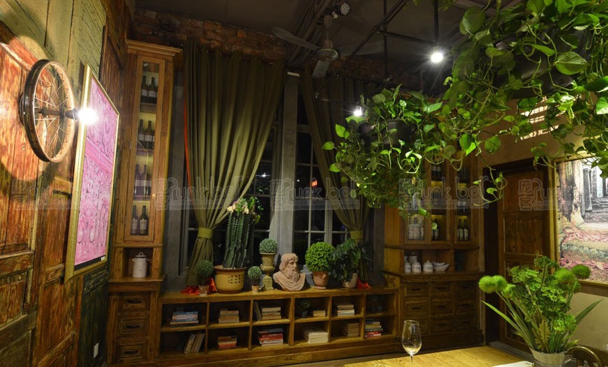 龐客主題音樂(lè)酒館加盟首期投資預(yù)算涉及的方面（圖）_2