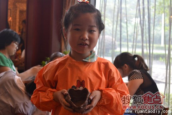 陶指藝兒童陶藝玩翻六一兒童節(jié)活動(dòng)現(xiàn)場(chǎng)（圖）_6