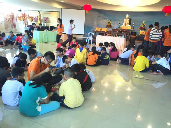 燭生活馬來(lái)西亞店佛學(xué)DIY蠟燭課堂現(xiàn)場(chǎng)（圖）_4