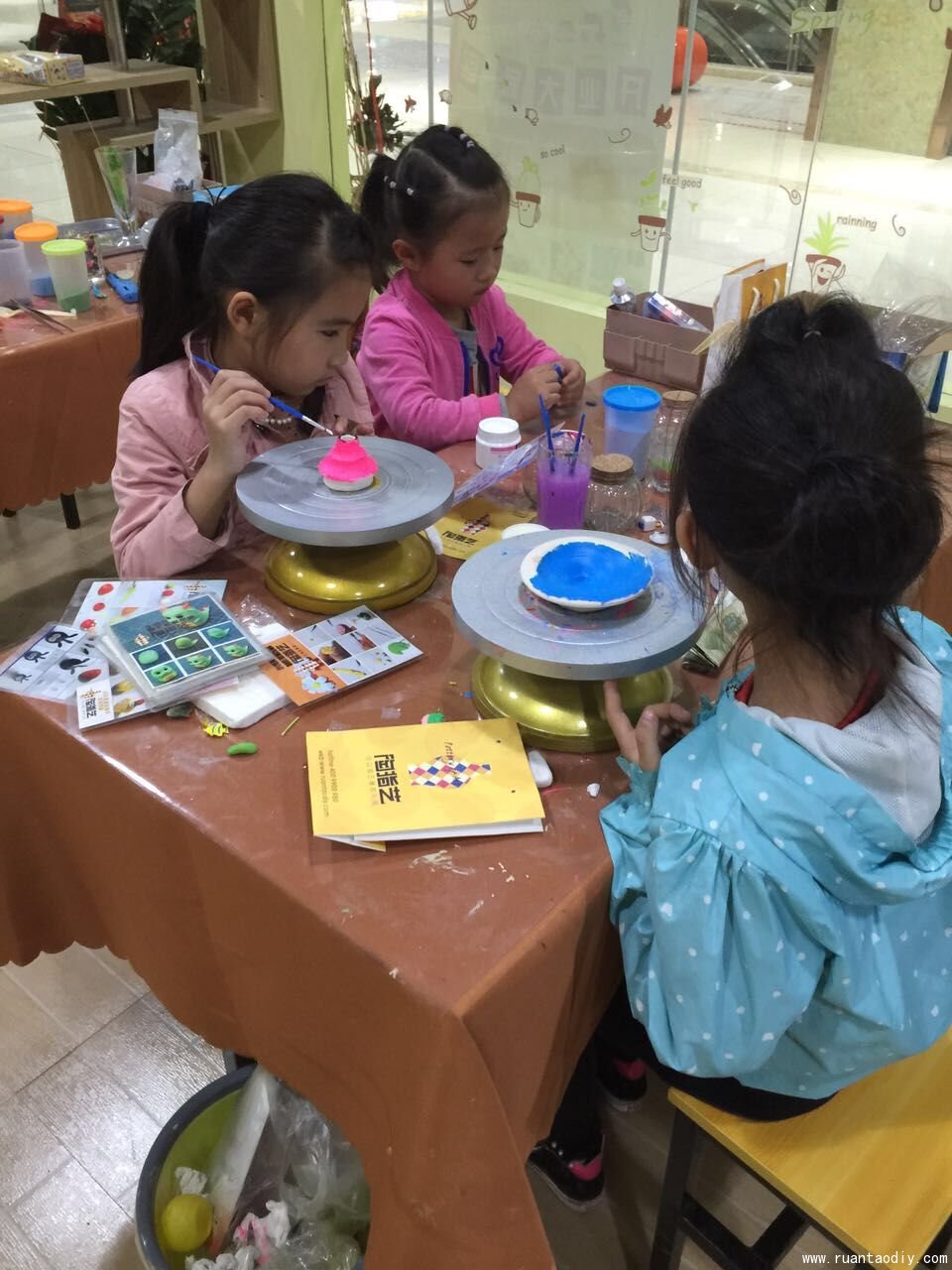 楊店長的陶指藝綜合店圣誕節(jié)活動分享（圖）_2