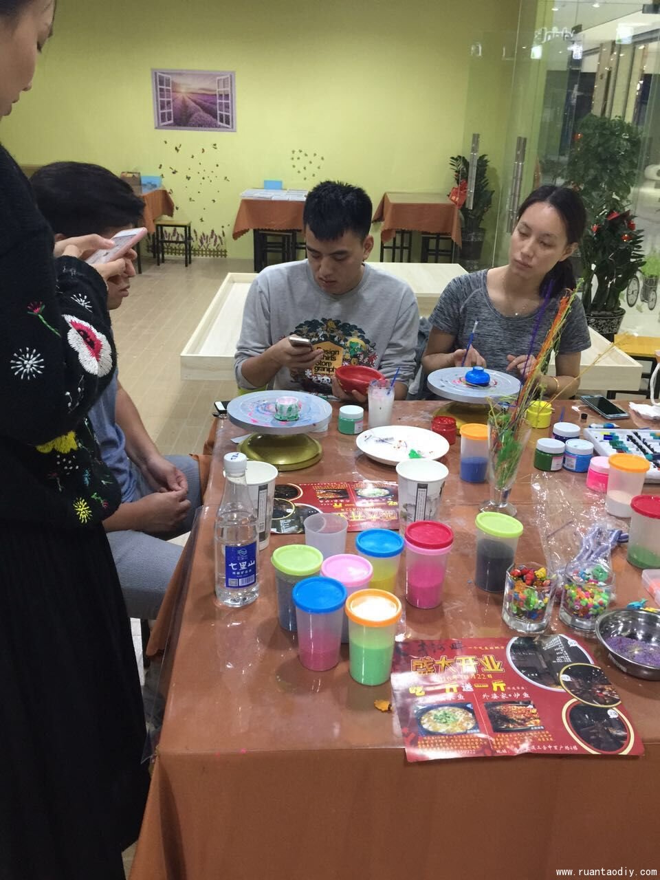 楊店長的陶指藝綜合店圣誕節(jié)活動分享（圖）_5