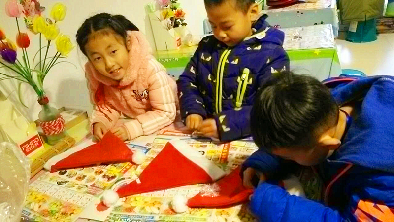 燭生活周店長的DIY蠟燭店圣誕活動報道（圖）_2