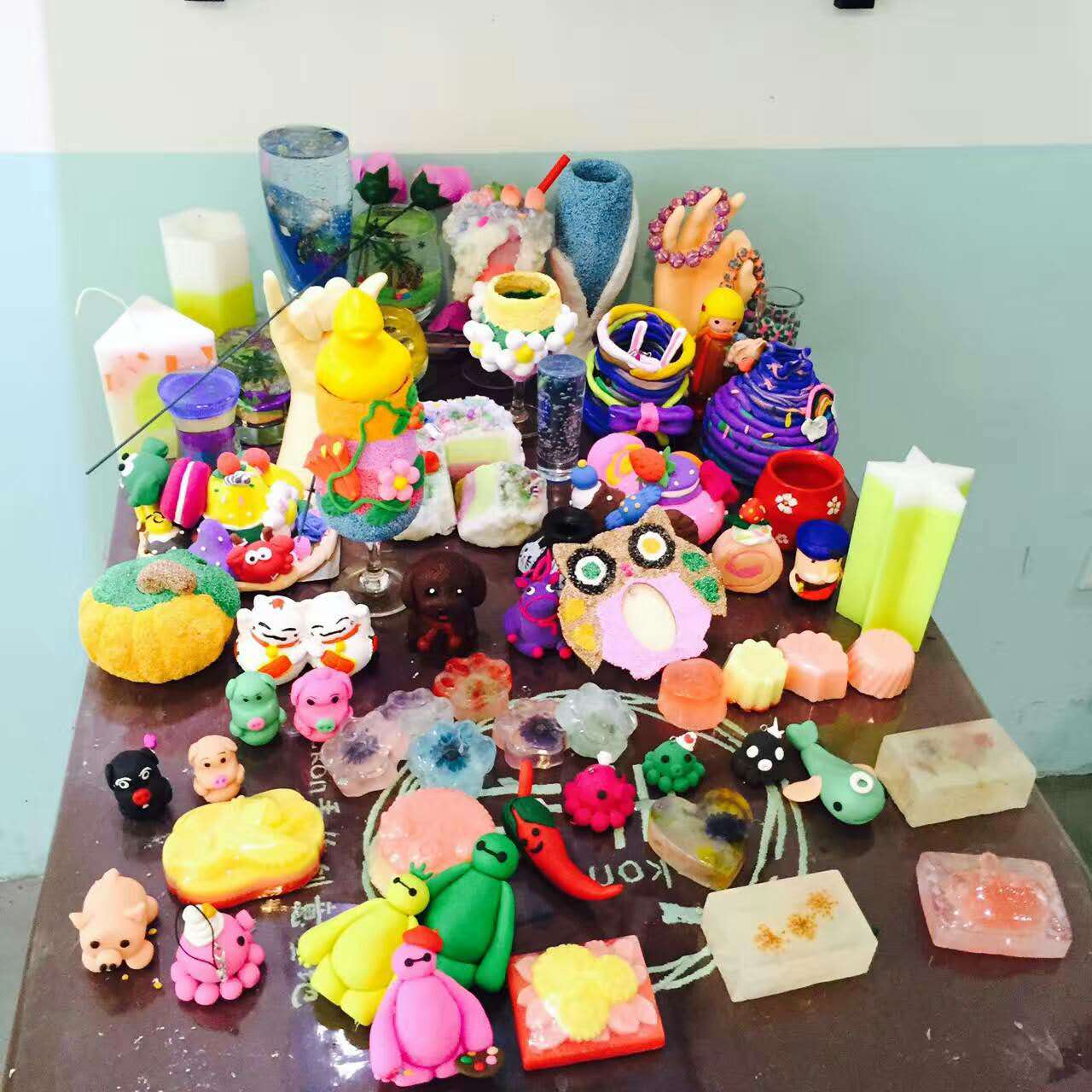 楊麗平女士的自制蠟燭DIY小店總部培訓(xùn)結(jié)束（圖）_2