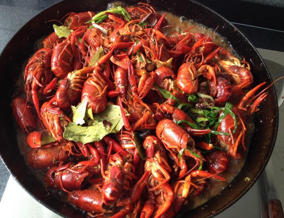 廣州哪里有學(xué)麻辣小龍蝦培訓(xùn)，專業(yè)學(xué)習麻辣小龍蝦做法（圖）_1