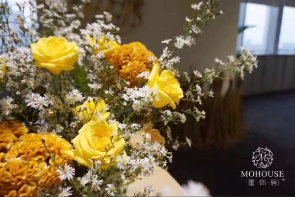 墨飾居創(chuàng)意花店為一對(duì)老人送上的金婚祝福(圖)_3