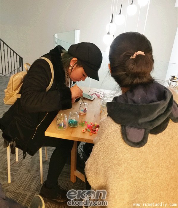 邱琴女士成功加盟陶指藝創(chuàng)意DIY兒童手工坊（圖）_5