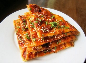 什么地方有教醬香餅的做法，醬香餅培訓(xùn)多少錢(qián)？（圖）_1