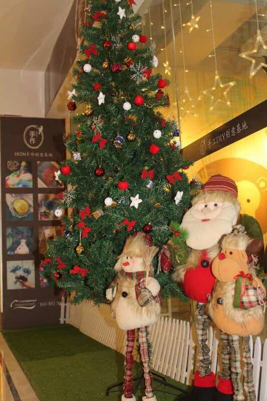 燭生活林店長的創(chuàng)意手工DIY蠟燭館火熱開張（圖）_2