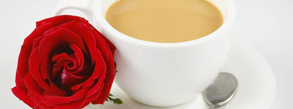 奶茶店加盟品牌與自創(chuàng)品牌的優(yōu)劣勢_1