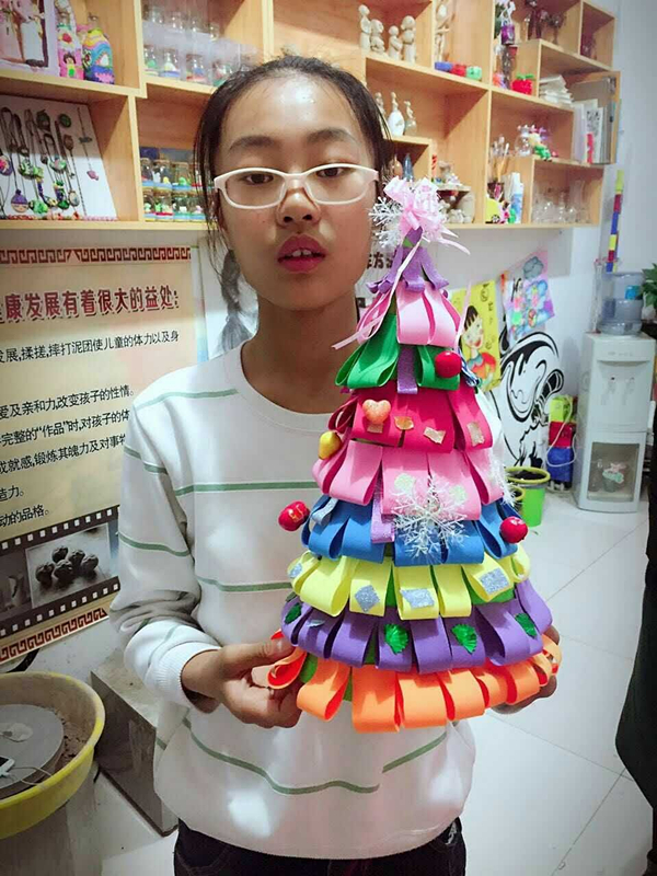 燭生活張磊店長的DIY手工蠟燭店歡樂圣誕活動（圖）_7