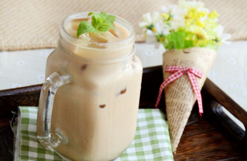 如何奶茶店加盟品牌才能走向最后的成功_1