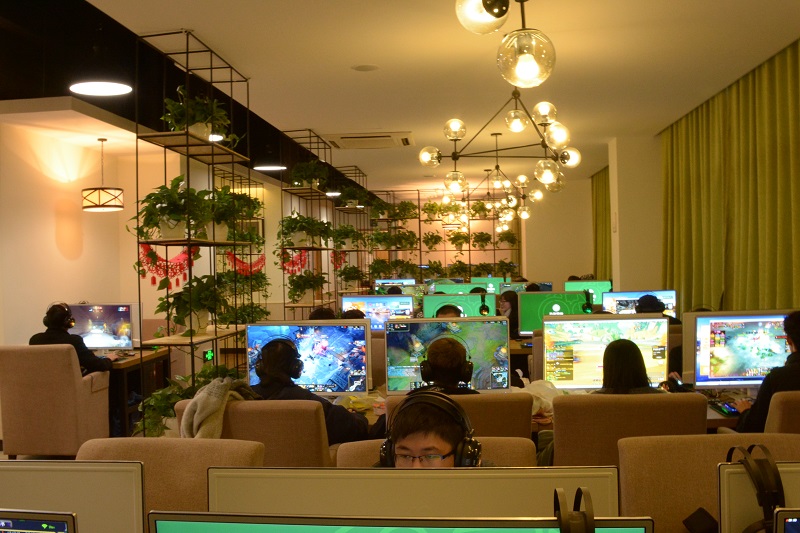 網(wǎng)咖行業(yè)百花齊放 是什么推動(dòng)杰拉網(wǎng)咖市場(chǎng)規(guī)模持續(xù)上漲?_2