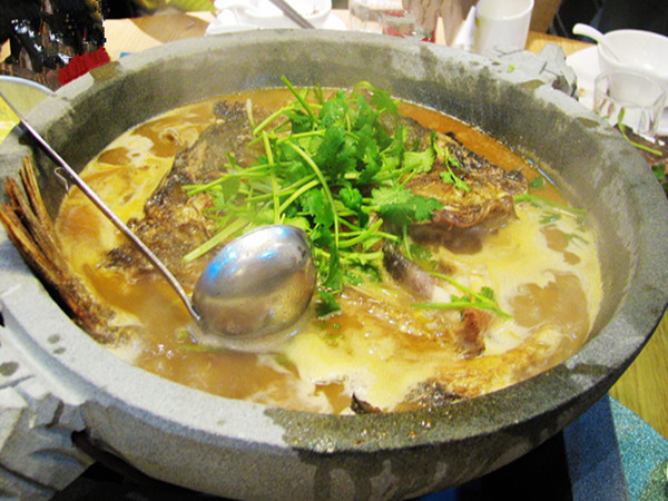 廣州培訓(xùn)正宗石鍋魚技術(shù)（圖）_1