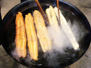 湖南培訓(xùn)正宗油條技術(shù)（圖）_1