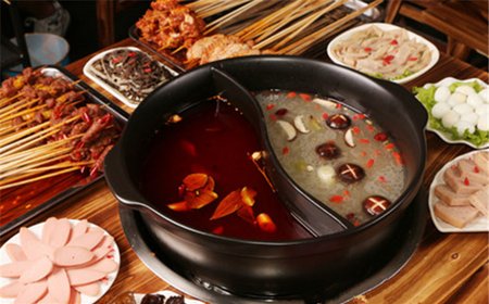 重慶李記串串香，砂鍋串串，二當(dāng)家串串香，四種獨(dú)特口味，加盟優(yōu)惠_1