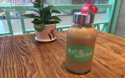 想開奶茶店加盟好還是自學好（圖）_1