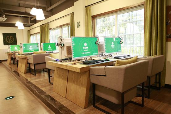 上海環(huán)境最好的網(wǎng)咖_1